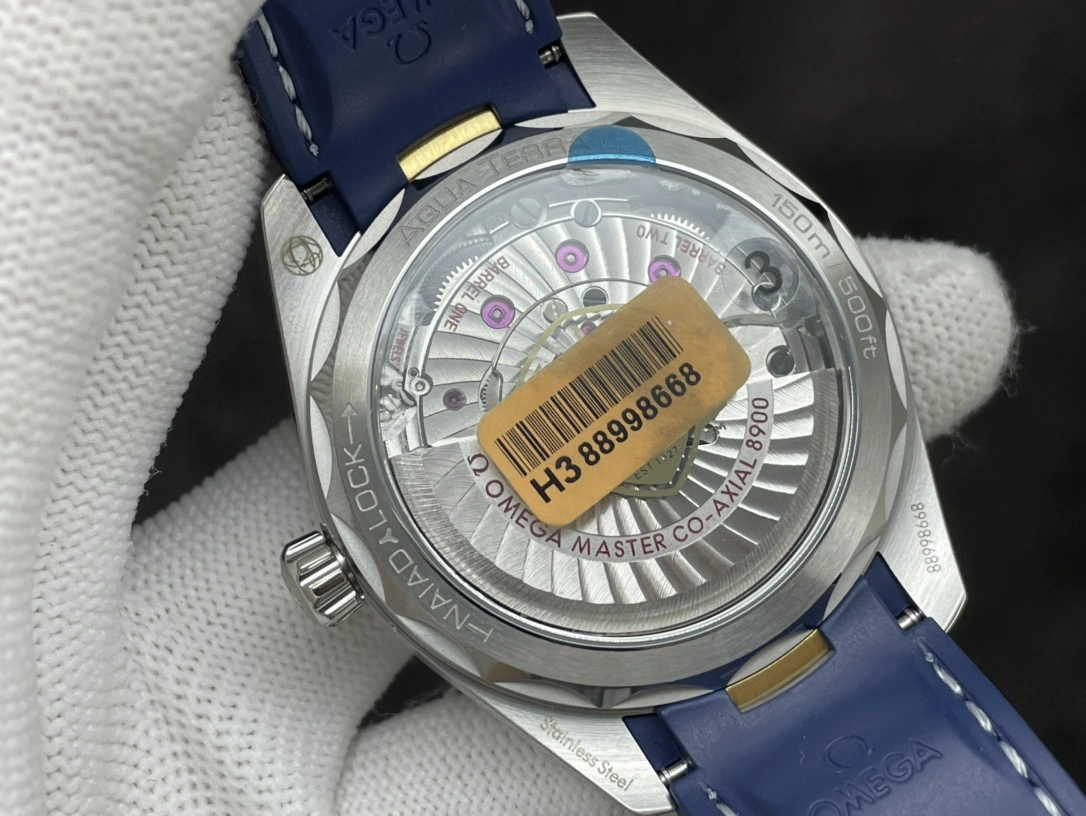 WeatherProof CBD Factory Omega Seamaster Aqua Terra 150M 41mm Silvery-White Teak Dial with Blued Markers, Red Accents, and 18K Yellow Gold Plated Seconds Hand Blue Rubber Strap(220.12.41.21.02.004) 1:1 Super Clone – Dandong 8900 Movement 269